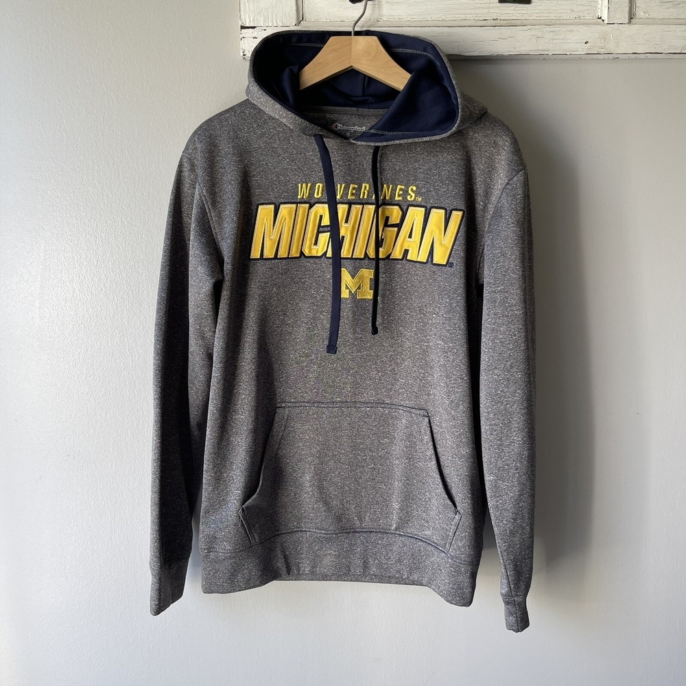 Michigan Wolverines Men's Champion Hooded Sweatshirt Size Small Grey‎ and Yellow